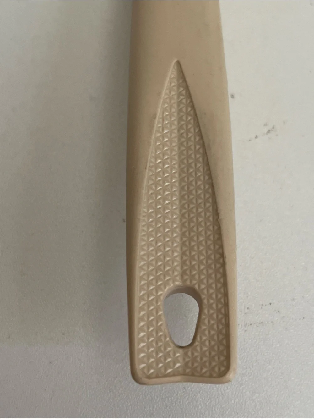 Beige Handle Stainless Steel Crinkle Cutter for Home Kitchen